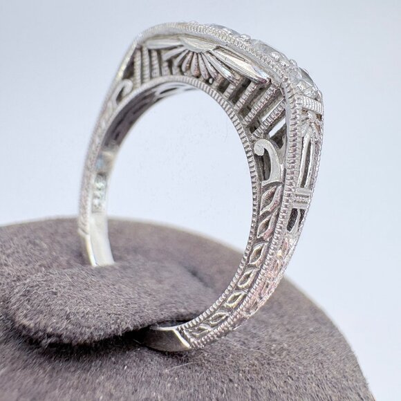 VTG Sterling Silver 925 Cubic Zirconia Prong Set Statement Ring Size 9 - Picture 3 of 11